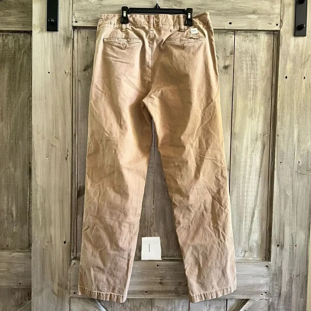 American Eagle Khakis